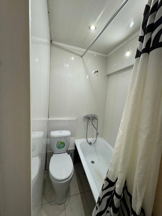 Екатеринбург, ул. Ленина, 52к3 (Центр) - фото квартиры (8)