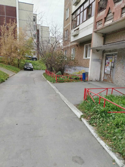 г. Первоуральск, ул. Береговая, 16 (городской округ Первоуральск) - фото квартиры (2)