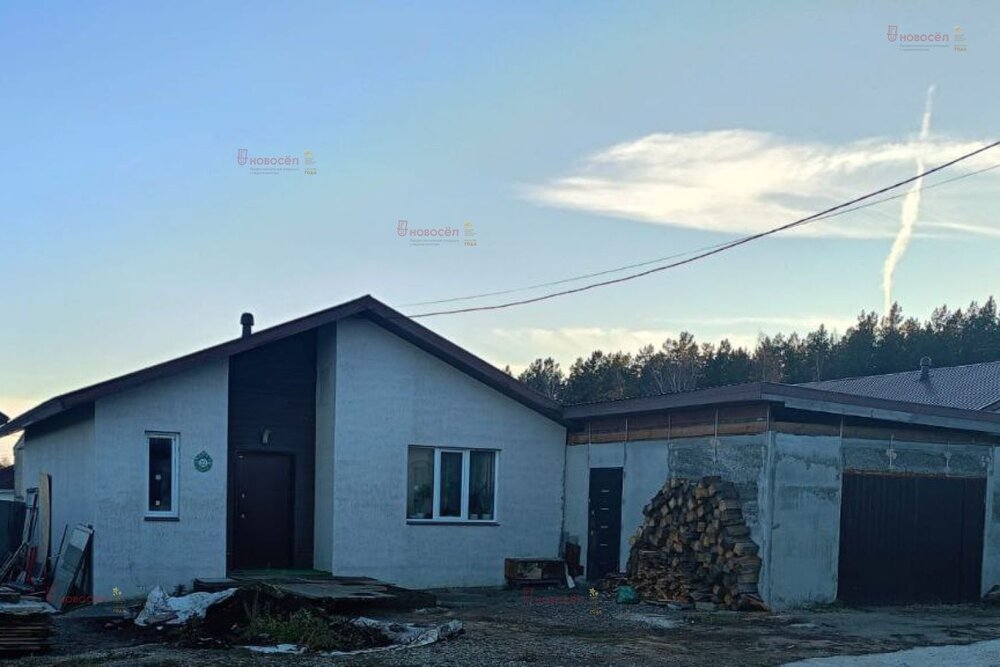 п. Прохладный, ул. Цитриновая, 22 (городской округ Белоярский) - фото коттеджа (3)