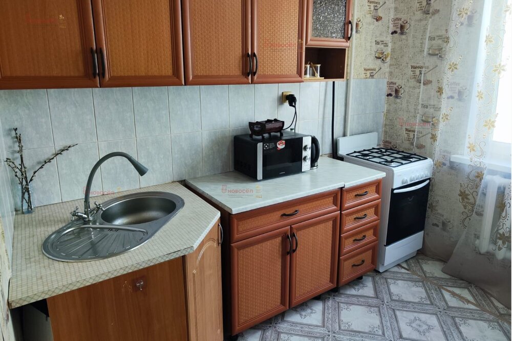 г. Березовский, ул. Загвозкина, 12 (городской округ Березовский) - фото квартиры (1)