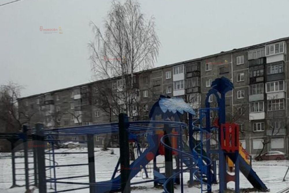 г. Первоуральск, ул. Вайнера, 23 (городской округ Первоуральск) - фото квартиры (2)