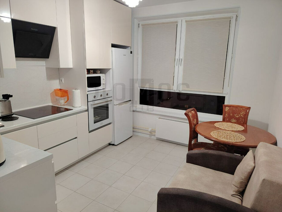 Екатеринбург, ул. Космонавтов, 11в (Завокзальный) - фото квартиры (1)