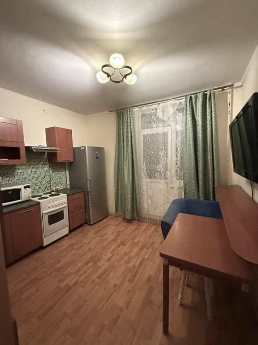 Екатеринбург, ул. 8 Марта, 181/6 (Автовокзал) - фото квартиры (5)