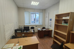 г. Верхняя Пышма, ул. Кривоусова, 36 (городской округ Верхняя Пышма) - фото торговой площади