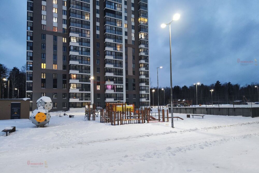 г. Верхняя Пышма, ул. Машиностроителей, 25 (городской округ Верхняя Пышма) - фото квартиры (2)