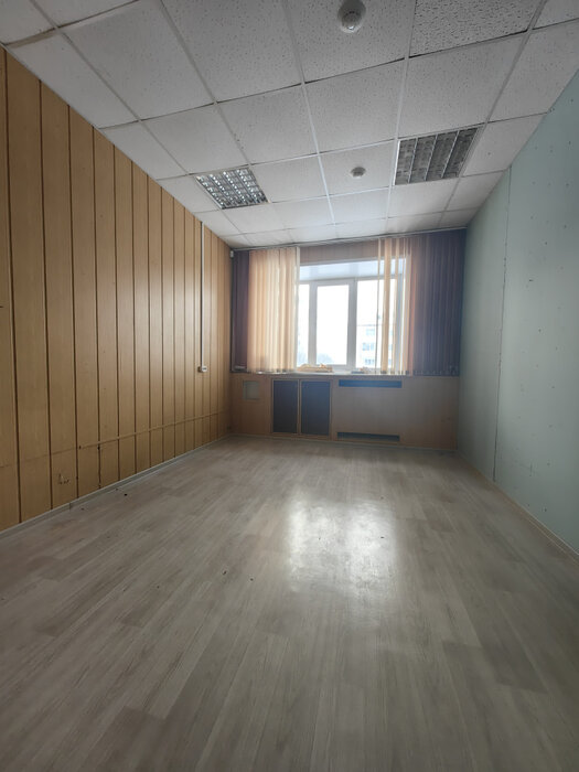 г. Верхняя Пышма, ул. Кривоусова, 36 (городской округ Верхняя Пышма) - фото торговой площади (1)