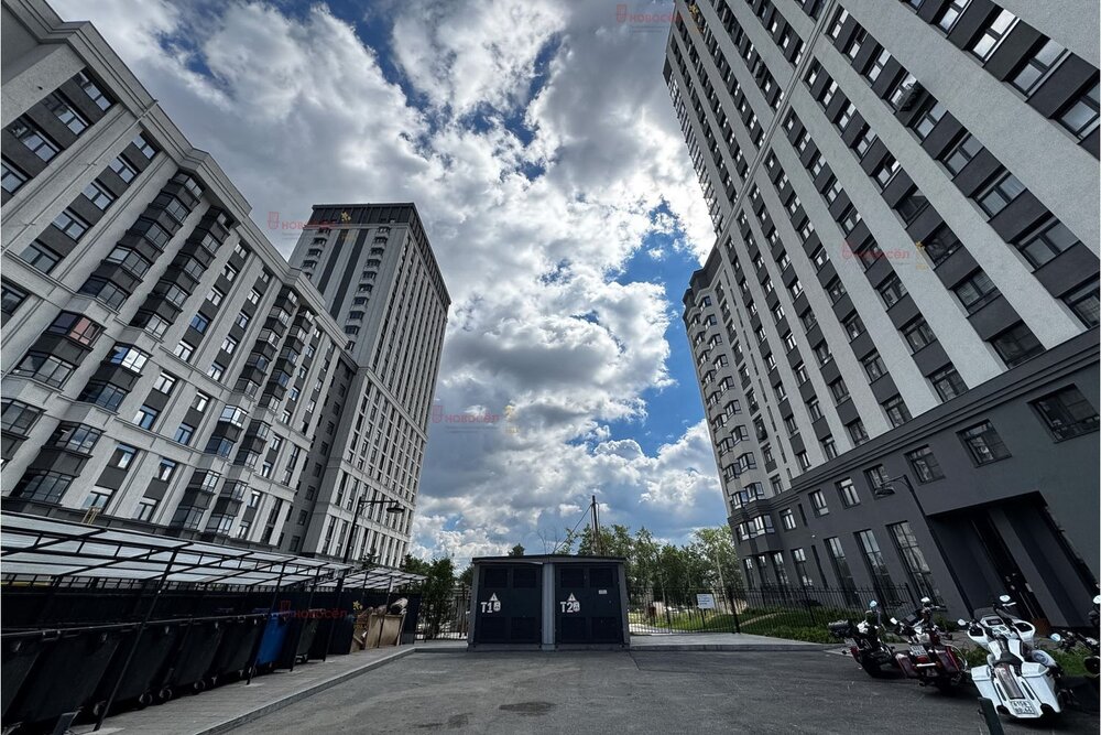 Екатеринбург, ул. Бакинских Комиссаров, 33а (Уралмаш) - фото торгового помещения (13)