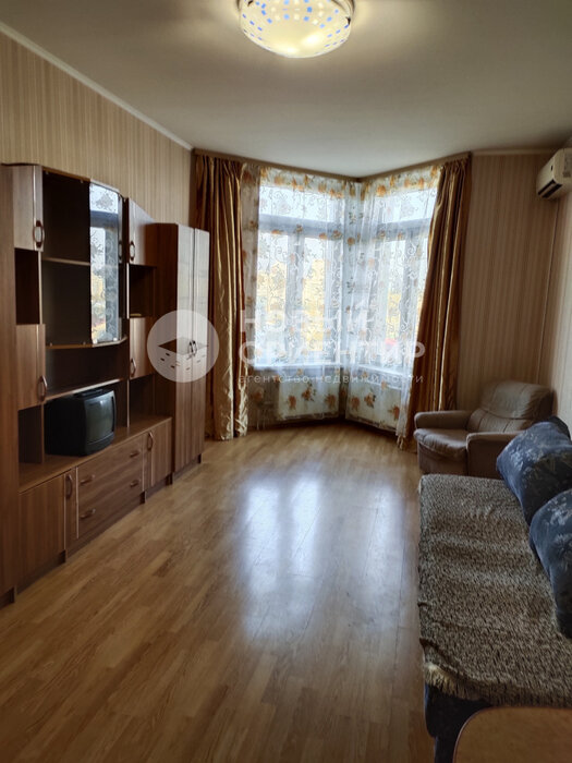 Екатеринбург, ул. Бажова, 68 (Центр) - фото квартиры (2)