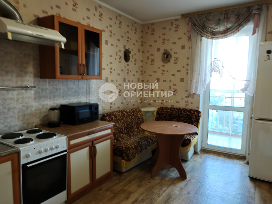 Екатеринбург, ул. Бажова, 68 (Центр) - фото квартиры (7)