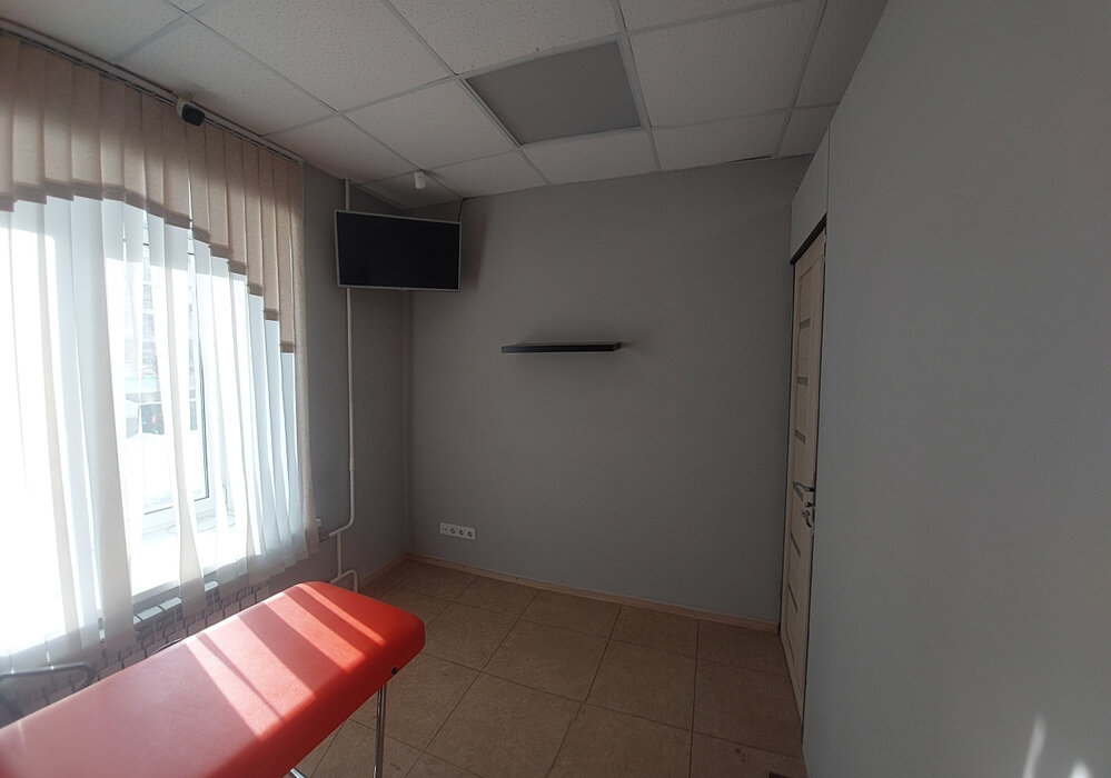 г. Верхняя Пышма, ул. Уральских рабочих, 40 (городской округ Верхняя Пышма) - фото торговой площади (5)