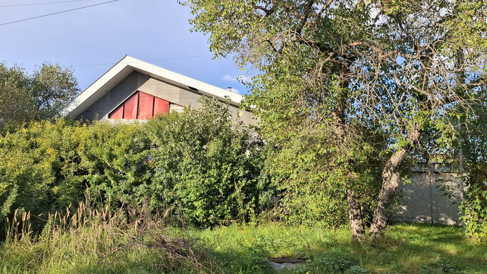 г. Верхняя Пышма, ул. Сыромолотова, 103 (городской округ Верхняя Пышма) - фото дома (1)