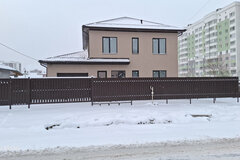 г. Верхняя Пышма, ул. Калинина, 21 (городской округ Верхняя Пышма) - фото коттеджа