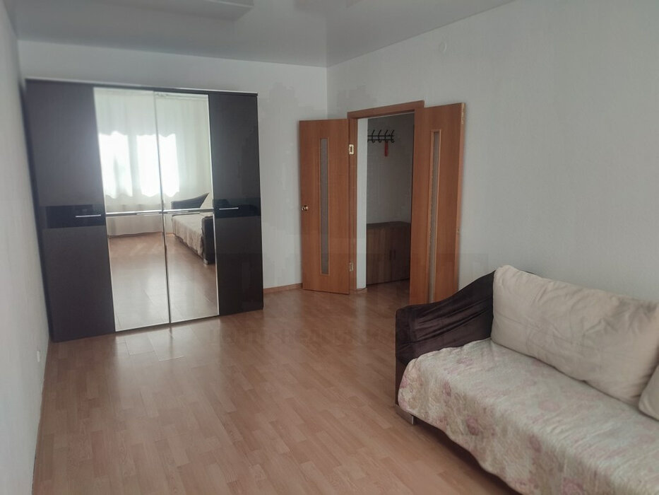 Екатеринбург, ул. Анатолия Муранова, 18 (Широкая речка) - фото квартиры (1)