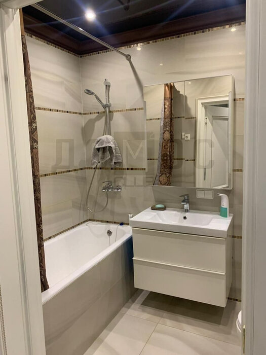 Екатеринбург, ул. Циолковского, 29 (Автовокзал) - фото квартиры (8)