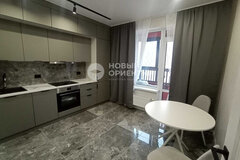 Екатеринбург, ул. Ландау, 37 (Академический) - фото квартиры