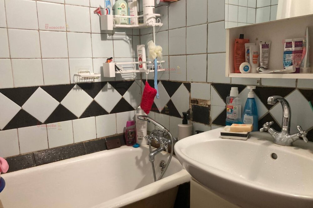 г. Верхняя Пышма, ул. Успенский Проспект, 60 (городской округ Верхняя Пышма) - фото квартиры (2)