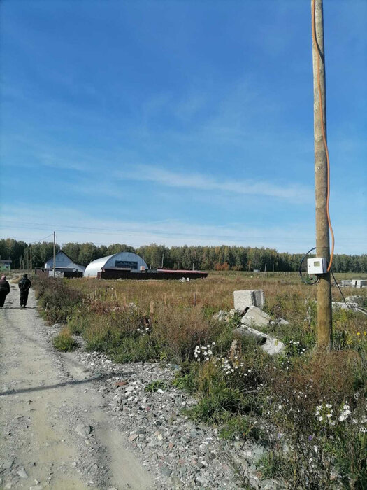 п. Прохладный, ул. Самолетный (городской округ Белоярский) - фото земельного участка (5)