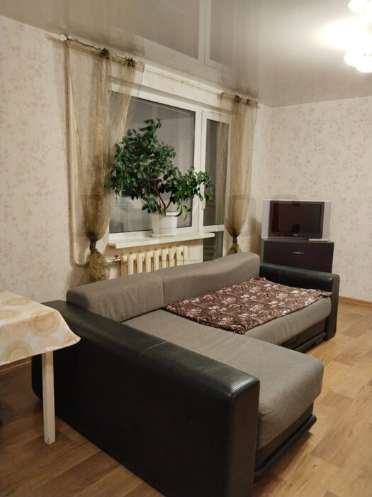 Екатеринбург, ул. Трактовая, 7 (М.Исток) - фото квартиры (1)