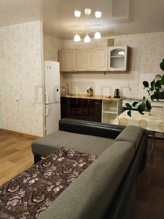 Екатеринбург, ул. Трактовая, 7 (М.Исток) - фото квартиры (2)