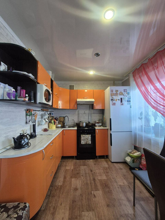 г. Краснотурьинск, ул. Чкалова, 27 (городской округ Краснотурьинск) - фото квартиры (2)