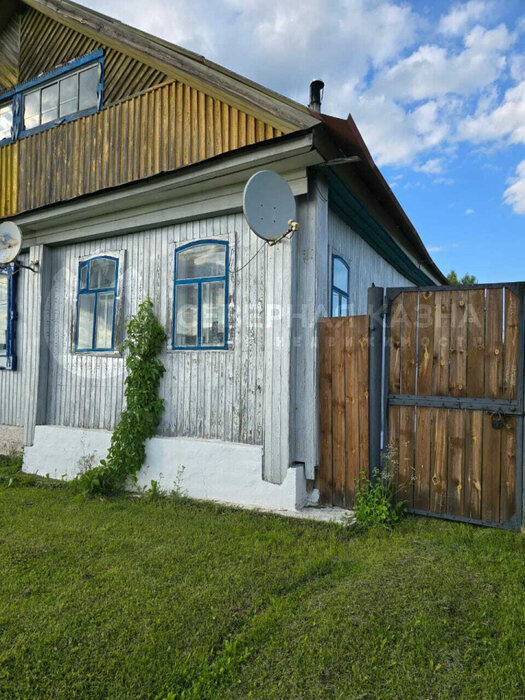 д.Осиновка, ул. Мира, 10 (городской округ Невьянский) - фото дома (1)