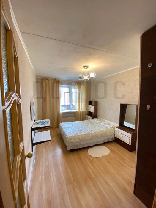 Екатеринбург, ул. Антона Валека, 12 (Центр) - фото квартиры (2)