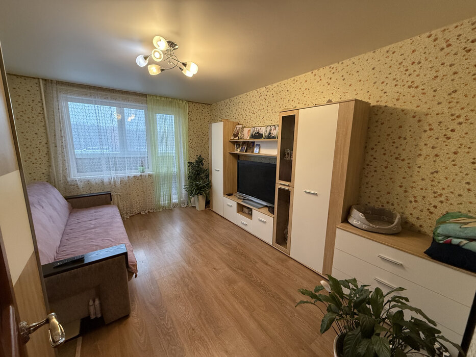 Екатеринбург, ул. Латвийская, 45 (Компрессорный) - фото квартиры (1)