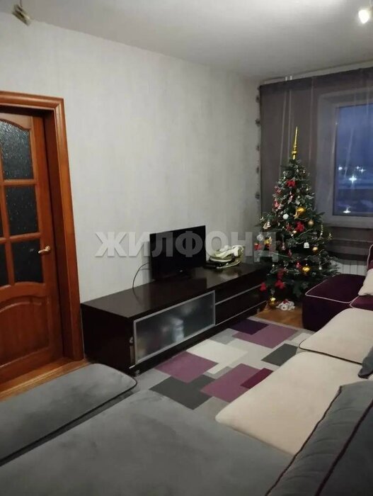 г. Нижний Тагил, ул. Ленинградский , 12 (городской округ Нижний Тагил) - фото квартиры (1)