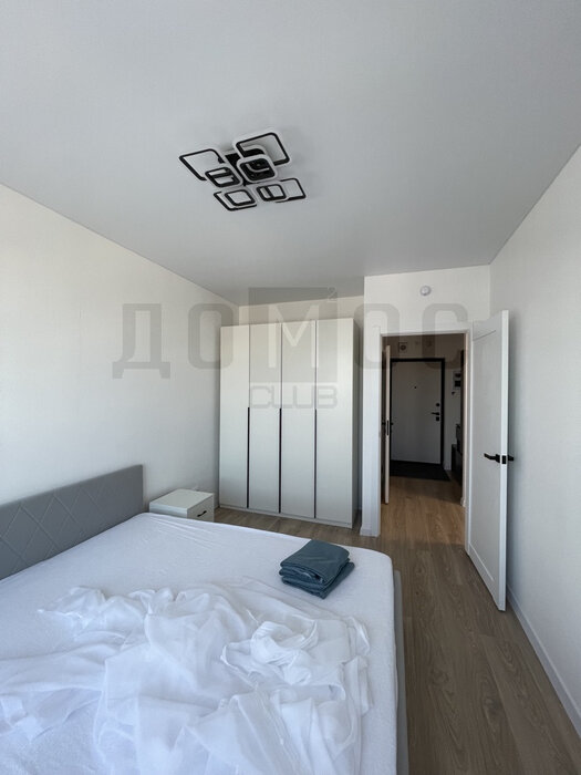 Екатеринбург, ул. Мамина-Сибиряка, 36Б (Центр) - фото квартиры (8)