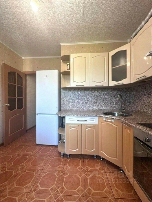 Екатеринбург, ул. Ангарская, 54Б (Старая Сортировка) - фото квартиры (1)