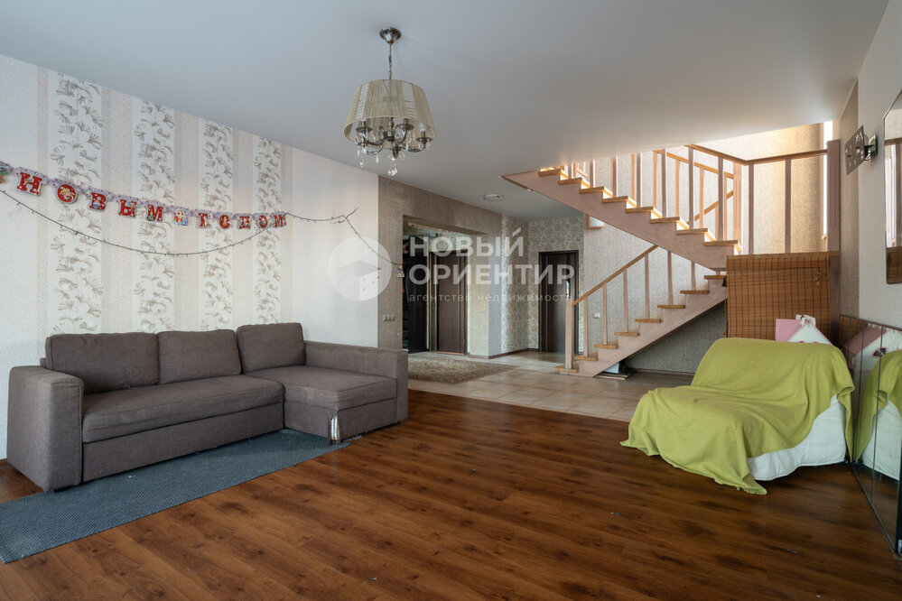 Екатеринбург, ул. Великорусов, 52 (Кольцово) - фото коттеджа (8)