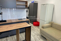 Екатеринбург, ул. микрорайон Светлый, 10 (Уктус) - фото квартиры