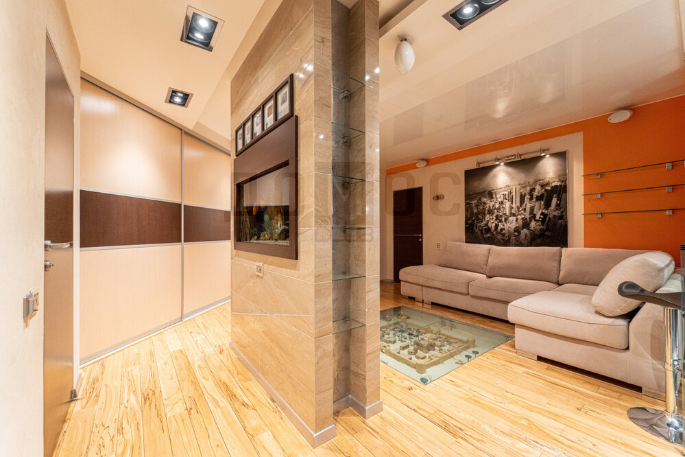 Екатеринбург, ул. Мамина-Сибиряка, 52 (Центр) - фото квартиры (3)