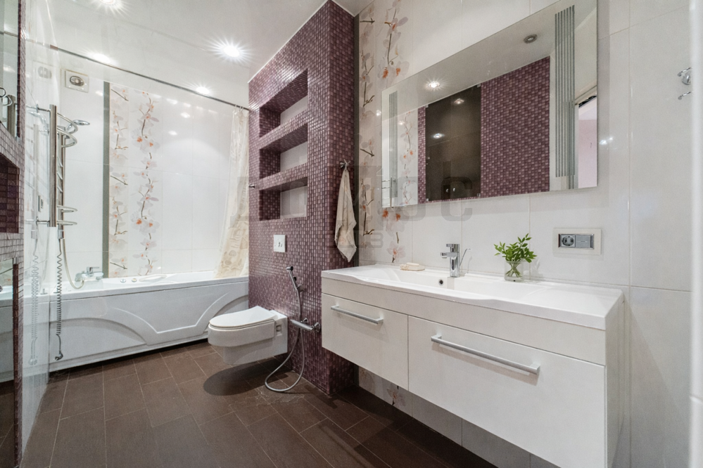 Екатеринбург, ул. Мамина-Сибиряка, 52 (Центр) - фото квартиры (7)