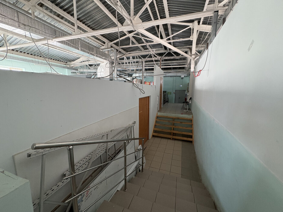 Екатеринбург, ул. Старых Большевиков, 2 (Эльмаш) - фото торговой площади (5)