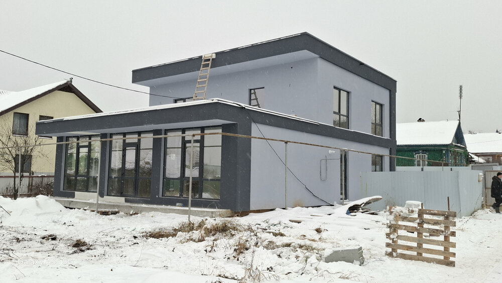 г. Верхняя Пышма, ул. Октябрьская, 23 (городской округ Верхняя Пышма) - фото дома (1)