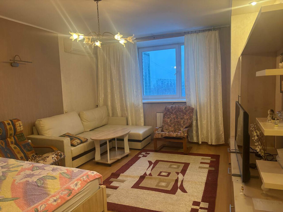 Екатеринбург, ул. Начдива Онуфриева, 10 (Юго-Западный) - фото квартиры (2)