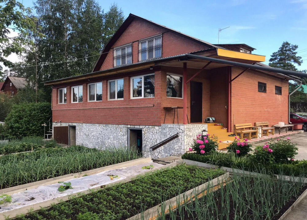 п. Хрустальная, ул. Ясная , 18 (городской округ Первоуральск) - фото дома (3)