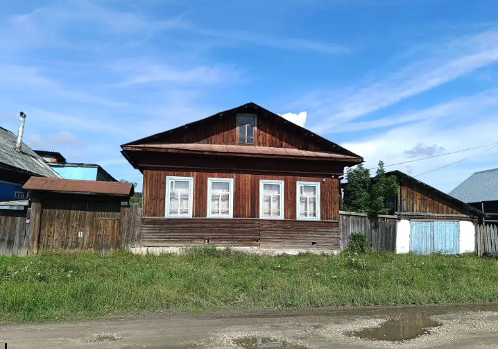 п. Сарана, ул. Советская, 65 (городской округ Красноуфимск) - фото коттеджа/дома/дачи (1)