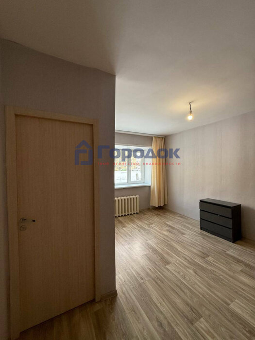 г. Каменск-Уральский, ул. Октябрьская, 90 (городской округ Каменский) - фото квартиры (2)