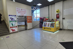 Екатеринбург, ул. Патриотов, 1 (Уктус) - фото торговой площади