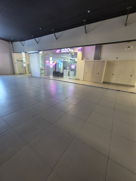 Екатеринбург, ул. Патриотов, 1 (Уктус) - фото торговой площади (1)