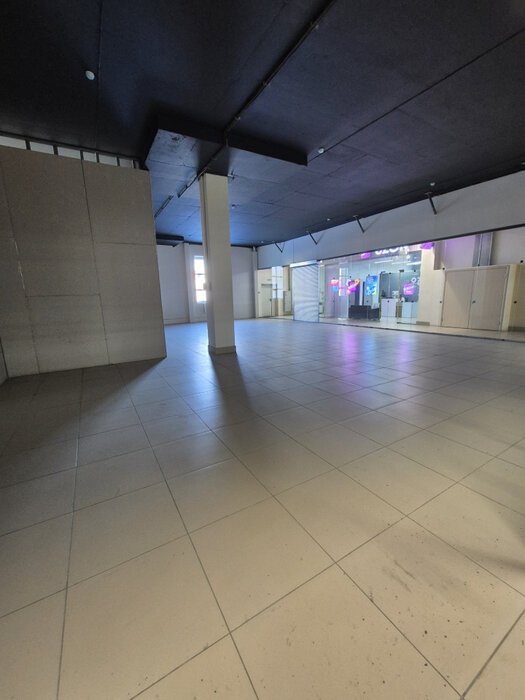 Екатеринбург, ул. Патриотов, 1 (Уктус) - фото торговой площади (7)