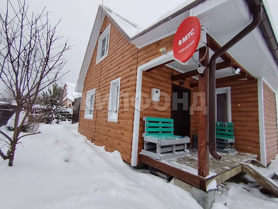 г. Нижний Тагил, ул. 1-я линия, 15  (городской округ Нижний Тагил) - фото дома (1)