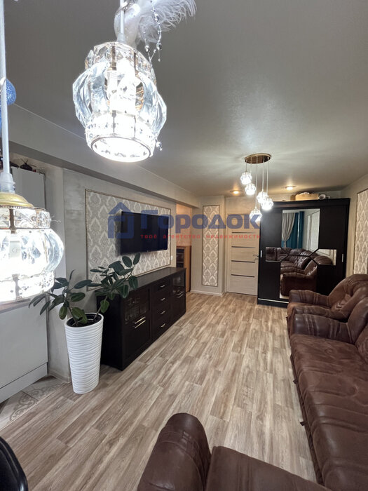 г. Каменск-Уральский, ул. Победы, 45 (городской округ Каменский) - фото квартиры (1)