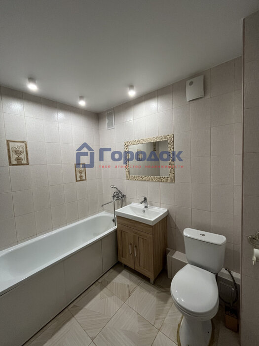 г. Каменск-Уральский, ул. Победы, 45 (городской округ Каменский) - фото квартиры (7)