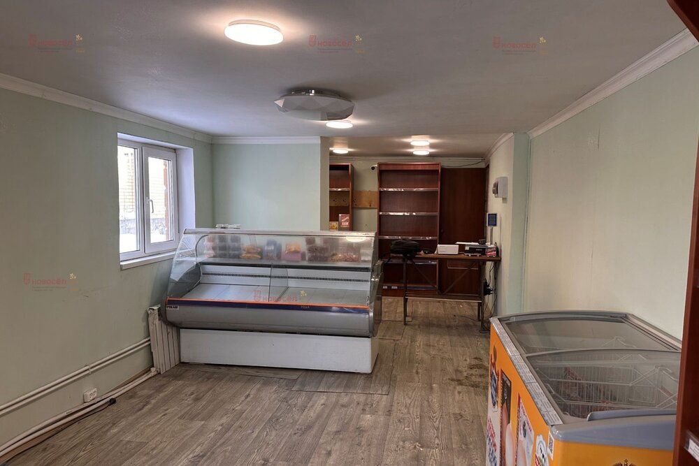 Екатеринбург, ул. Калинина, 3 - фото торговой площади (5)