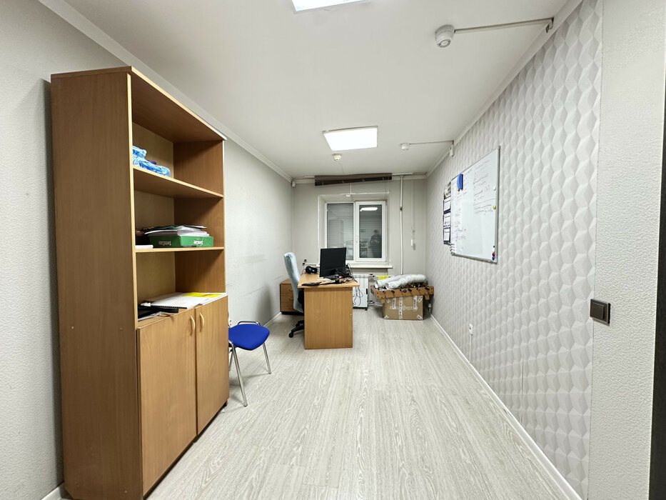 Екатеринбург, ул. Крылова, 26 (ВИЗ) - фото офисного помещения (6)