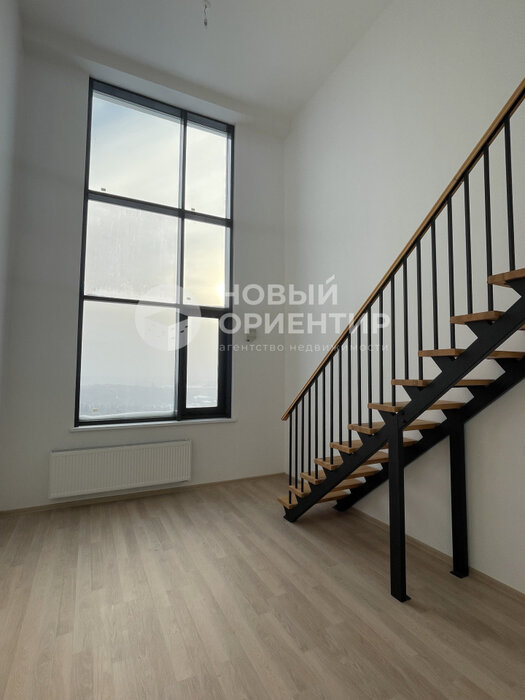 Екатеринбург, ул. Краснофлотцев, 71 (Эльмаш) - фото квартиры (1)