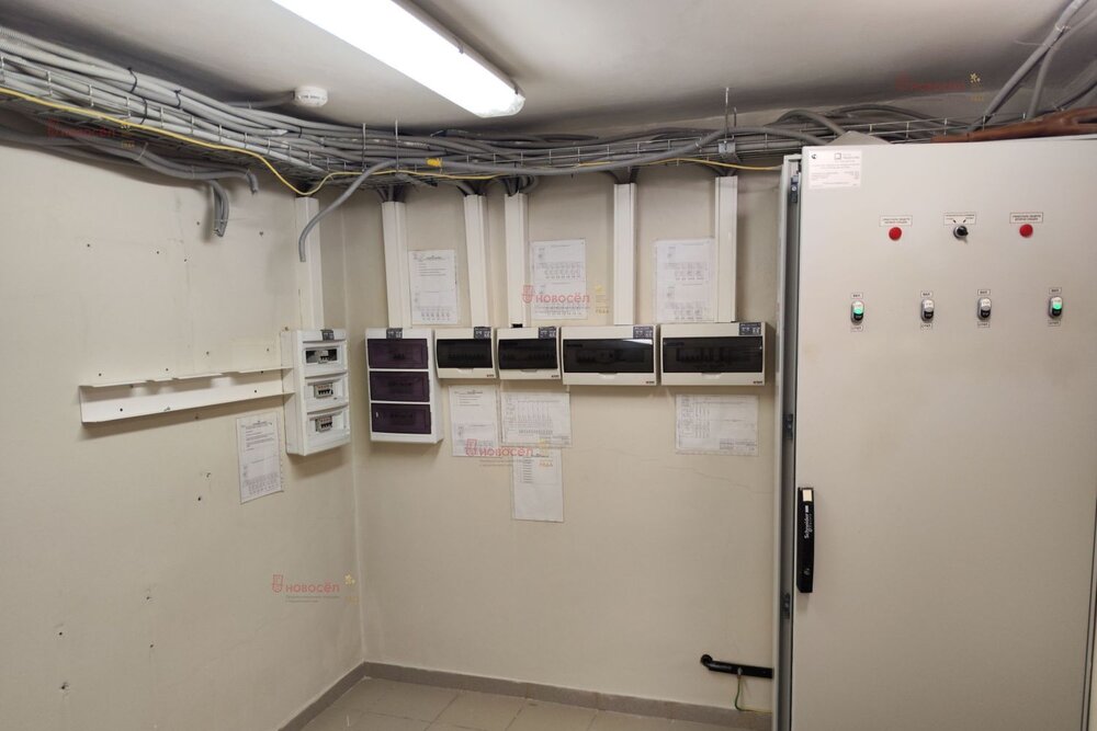 г. Березовский, ул. Гагарина, 9 (городской округ Березовский) - фото офисного помещения (8)